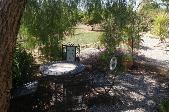 Lovely Simple House and Gardens In Lliria