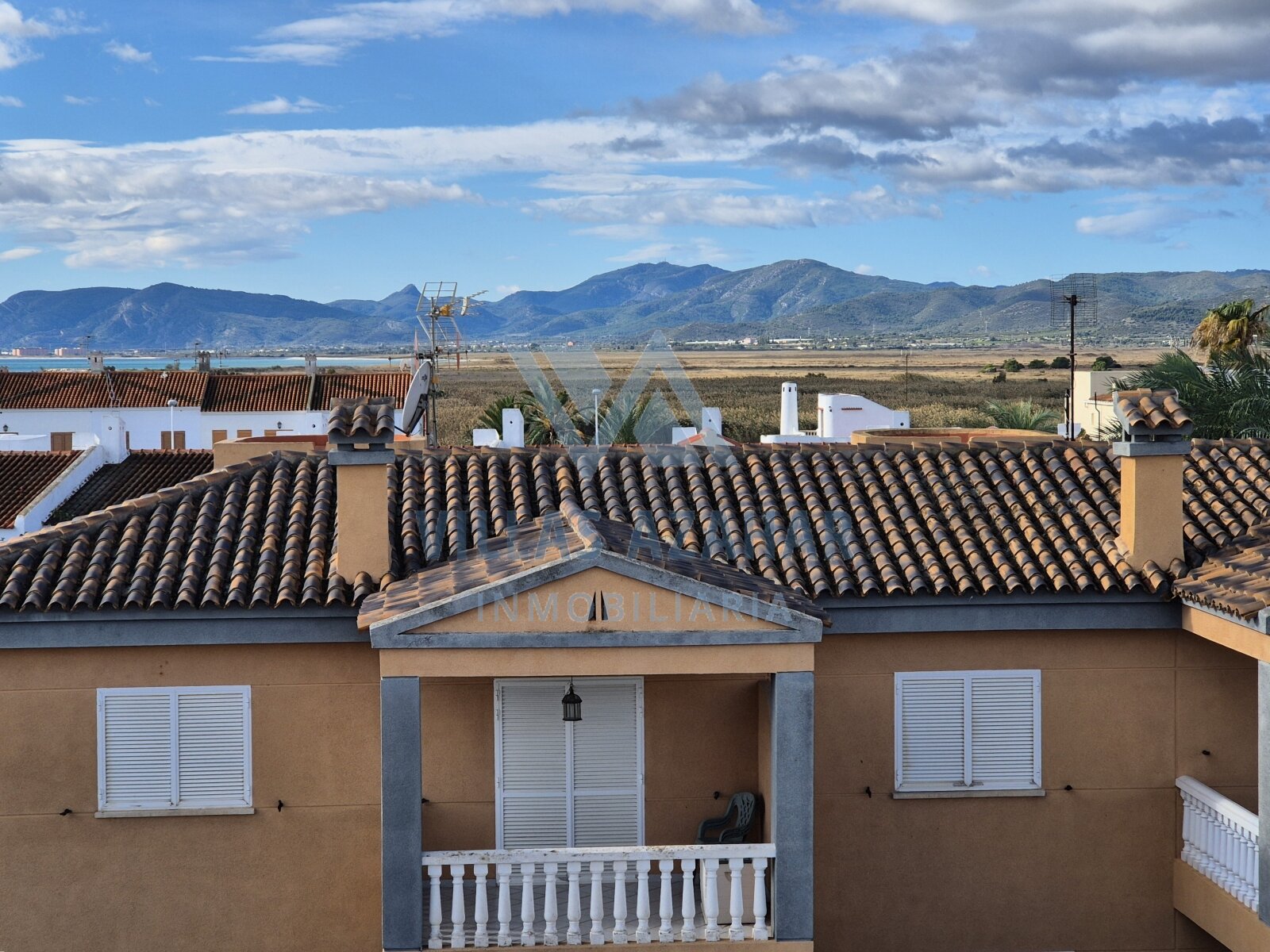 Appartement de 2 pièces avec  d’une grande terrasse de 50 m2