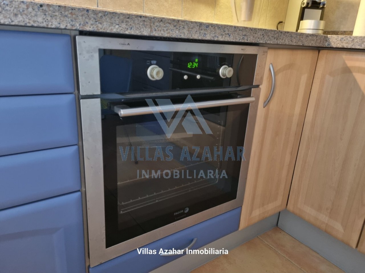 Four à convection encastrable moderne - Équipement de cuisine de haute qualité pour les cuisiniers amateurs exigeants!