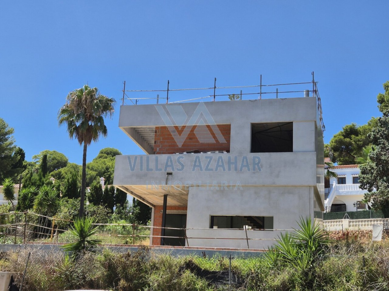 Villa d'architecte exclusive avec vue panoramique - Construction moderne dans un cadre tropical de rêve!