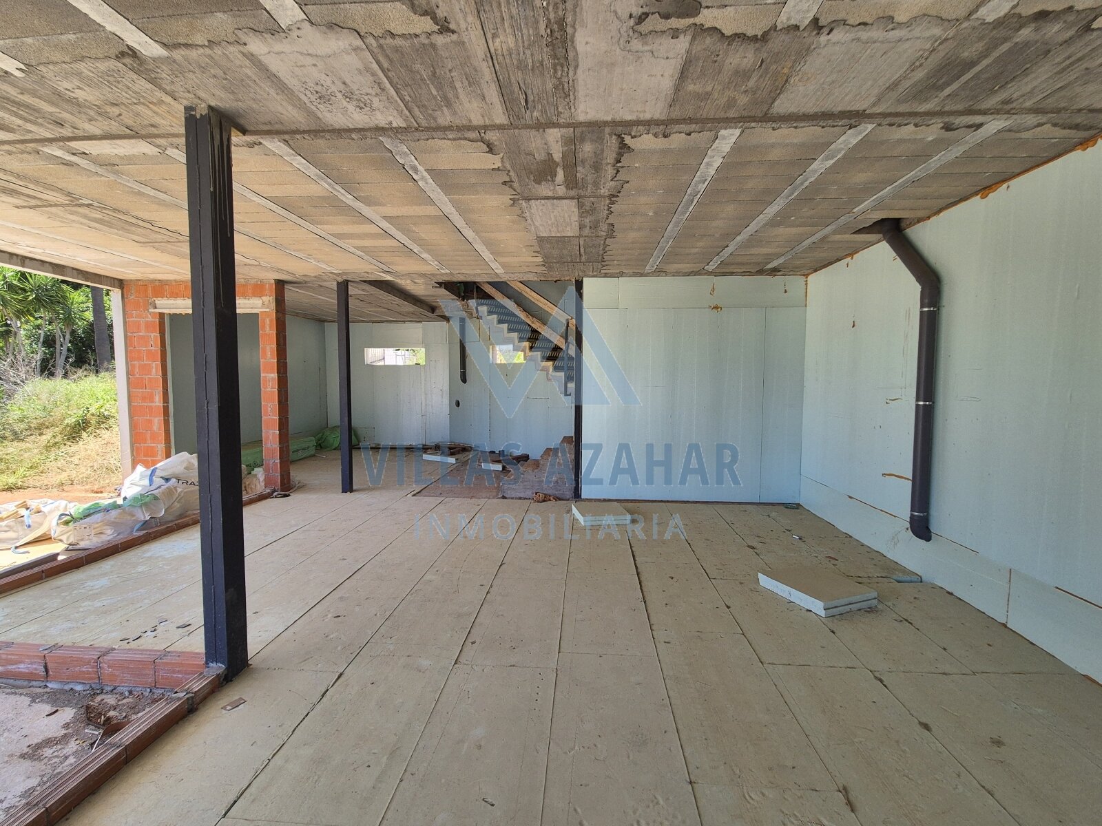 Diamant brut avec potentiel : Duplex industriel avec charme et vue panoramique Diamant brut avec potentiel : Duplex industriel avec charme et vue panoramique